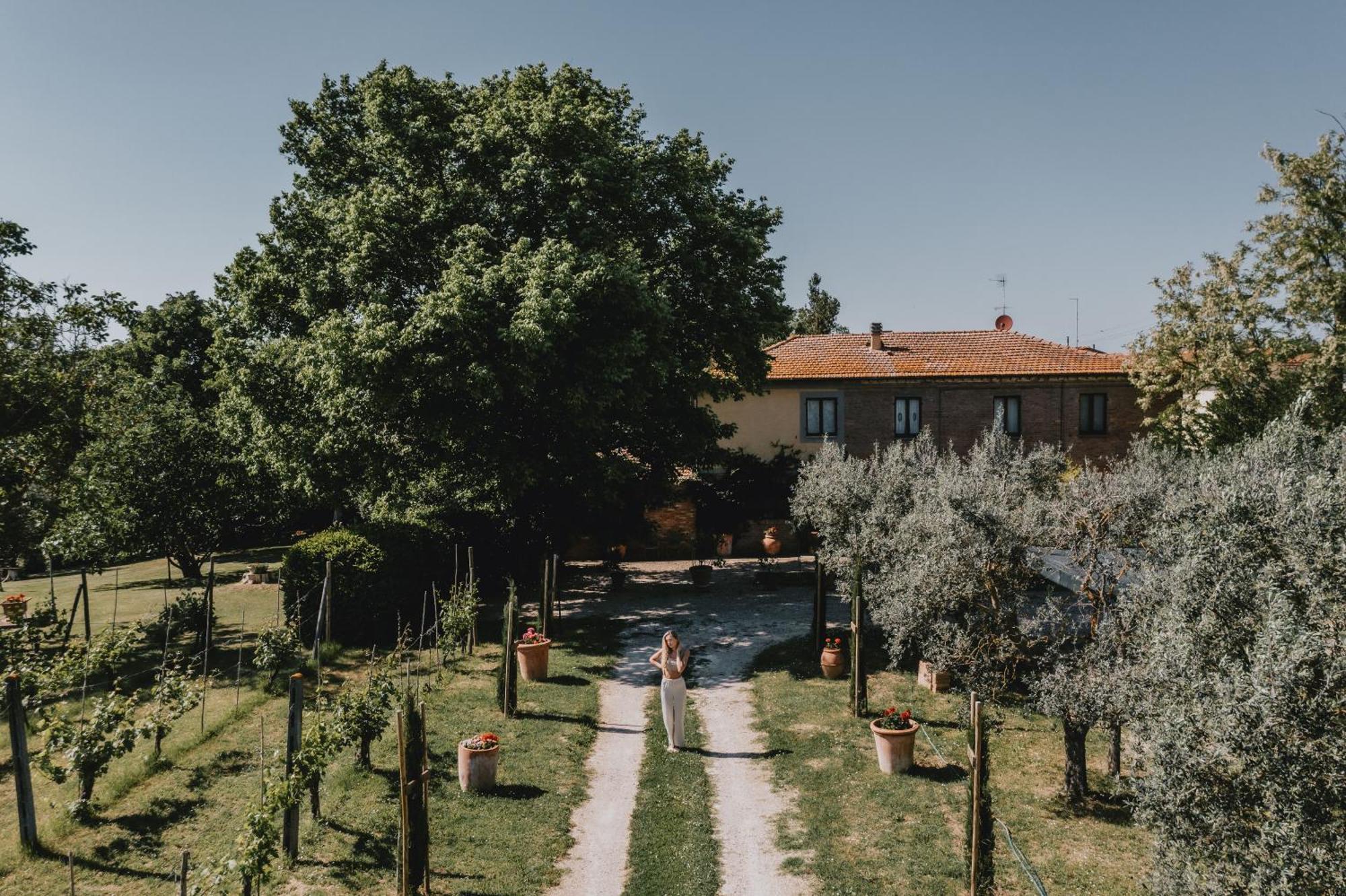 Podere Biagio Valiano Esterno foto