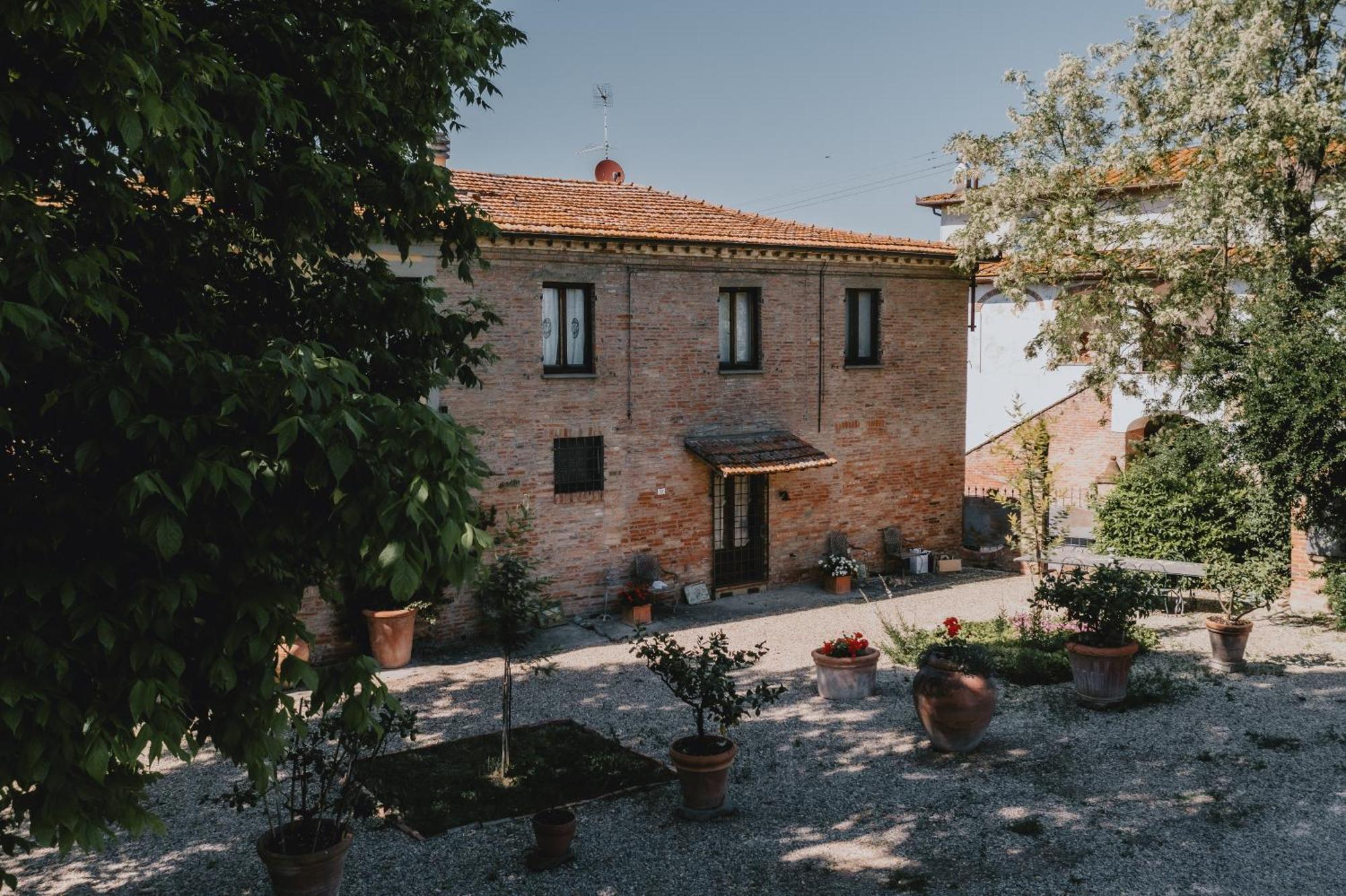 Podere Biagio Valiano Esterno foto